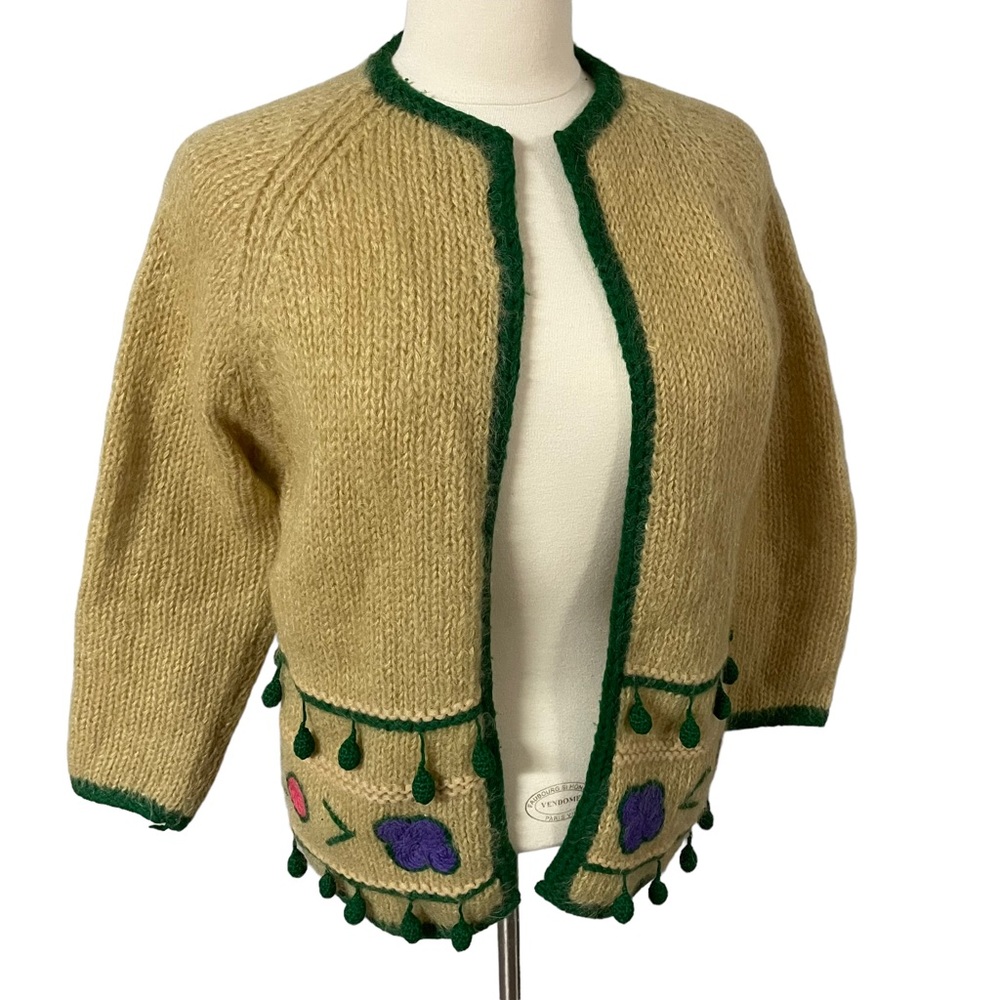 60s/70s Vintage Wool Blend Floral & Pom Pom Cardigan - Picture 5 of 8